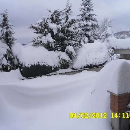 ベッド・アンド・ブレックファスト Emilia Cagnano Amiterno