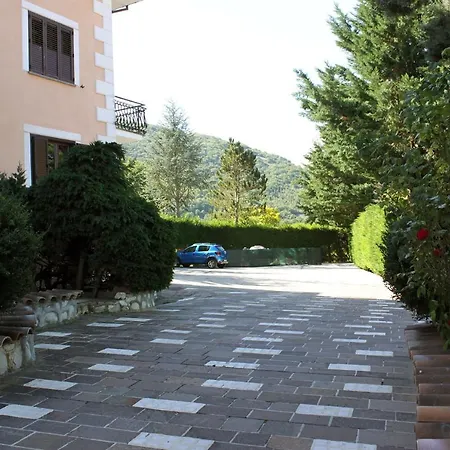 ベッド・アンド・ブレックファスト Emilia Cagnano Amiterno