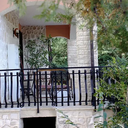 Emilia ベッド・アンド・ブレックファスト *